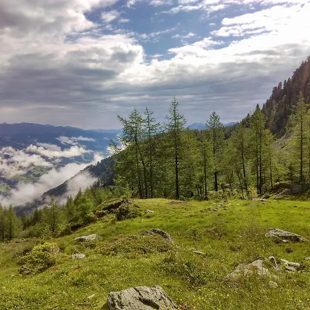 Direkt Am Waldrand, Ruhig Gelegenes Doppelzimmer 2 *